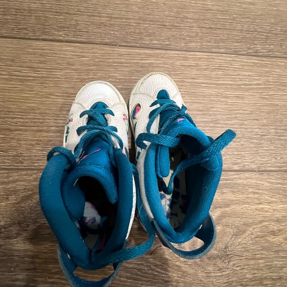 Nike Air Jordan 6 Retro Toddler size 10 - Picture 7 of 9